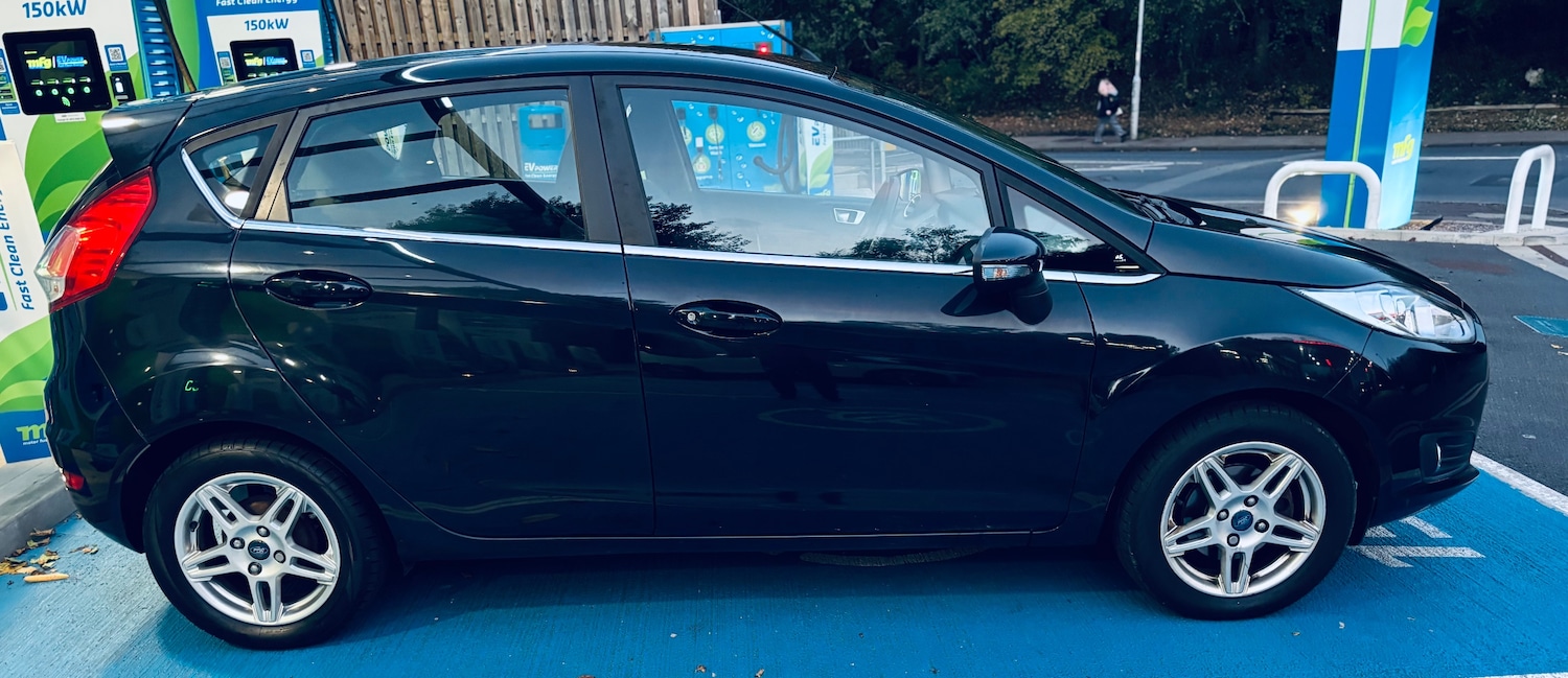 Used Ford Fiesta 2013 for sale - 76563147: Photo 32