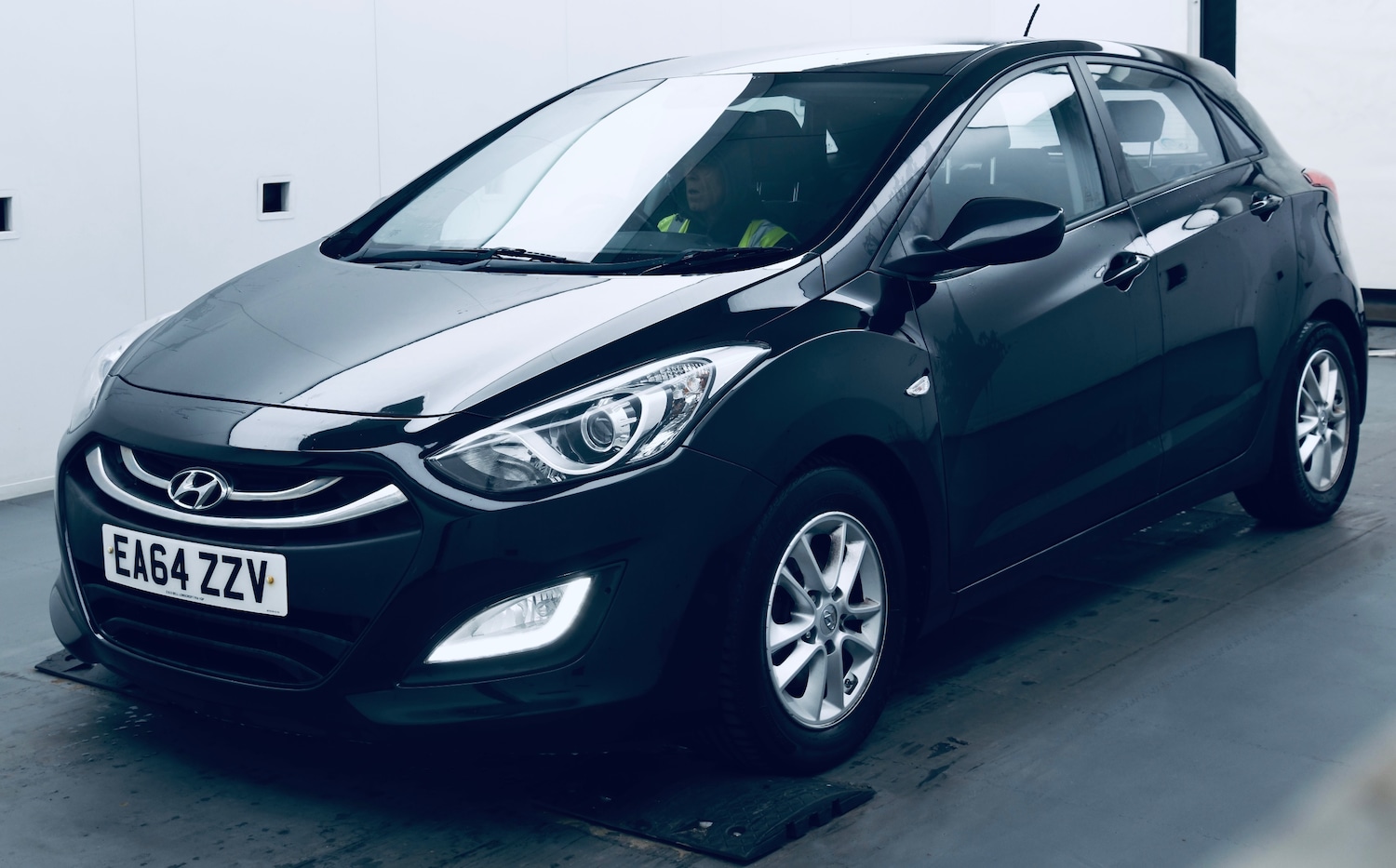 Used Hyundai i30 2014 for sale - 76563151: Photo 1