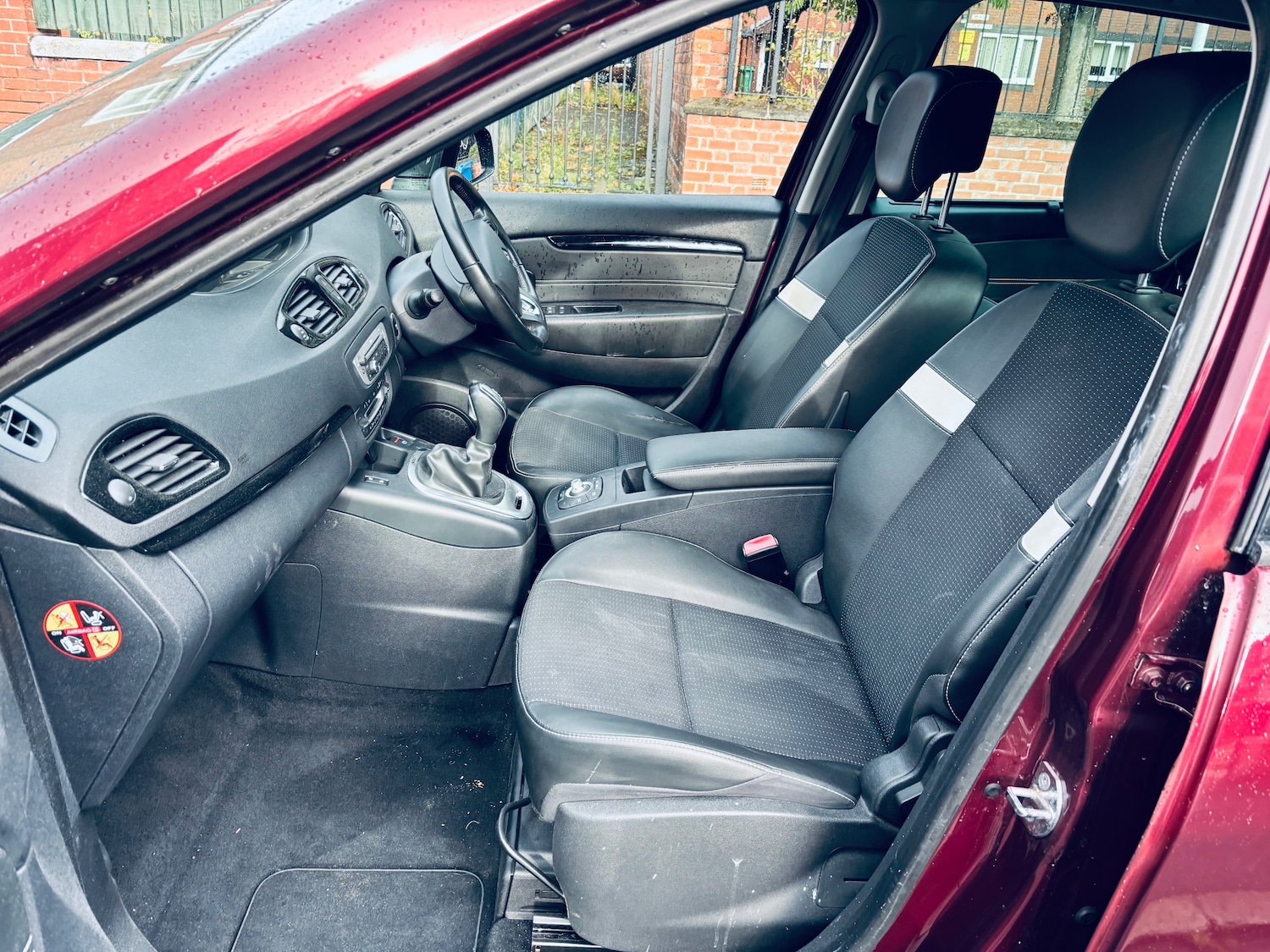 Used Renault Scenic 2014 for sale - 77292882: Photo 10