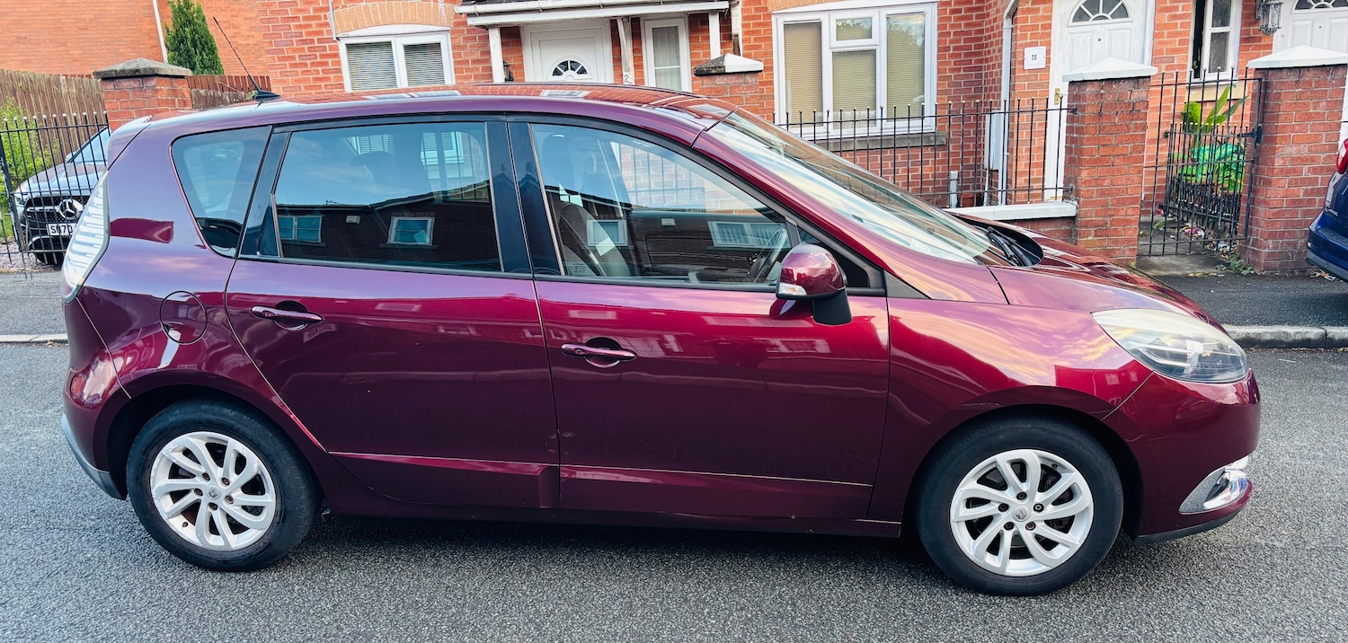 Used Renault Scenic 2014 for sale - 77292882: Photo 5