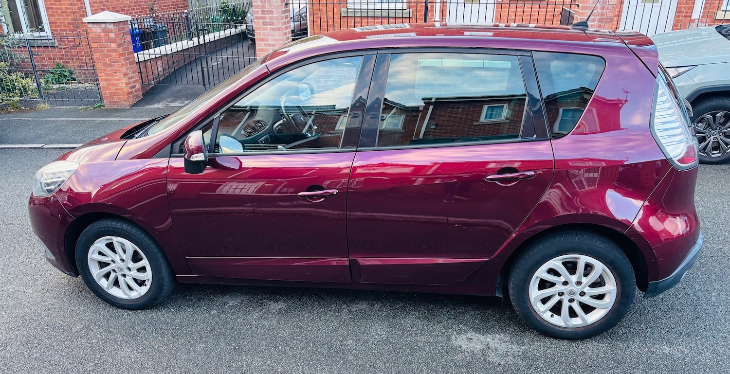 Used Renault Scenic 2014 for sale - 77292882: Photo 6