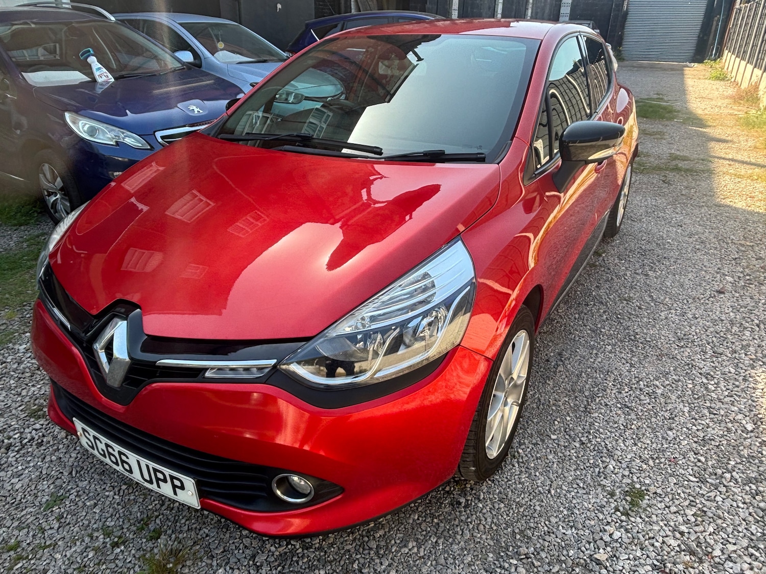 Used Renault Clio 2016 for sale - 76563150: Photo 16
