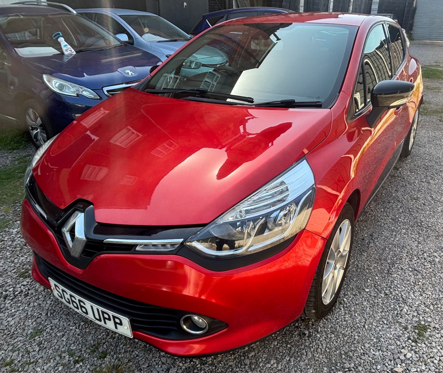 Used Renault Clio 2016 for sale - 76563150: Photo 28