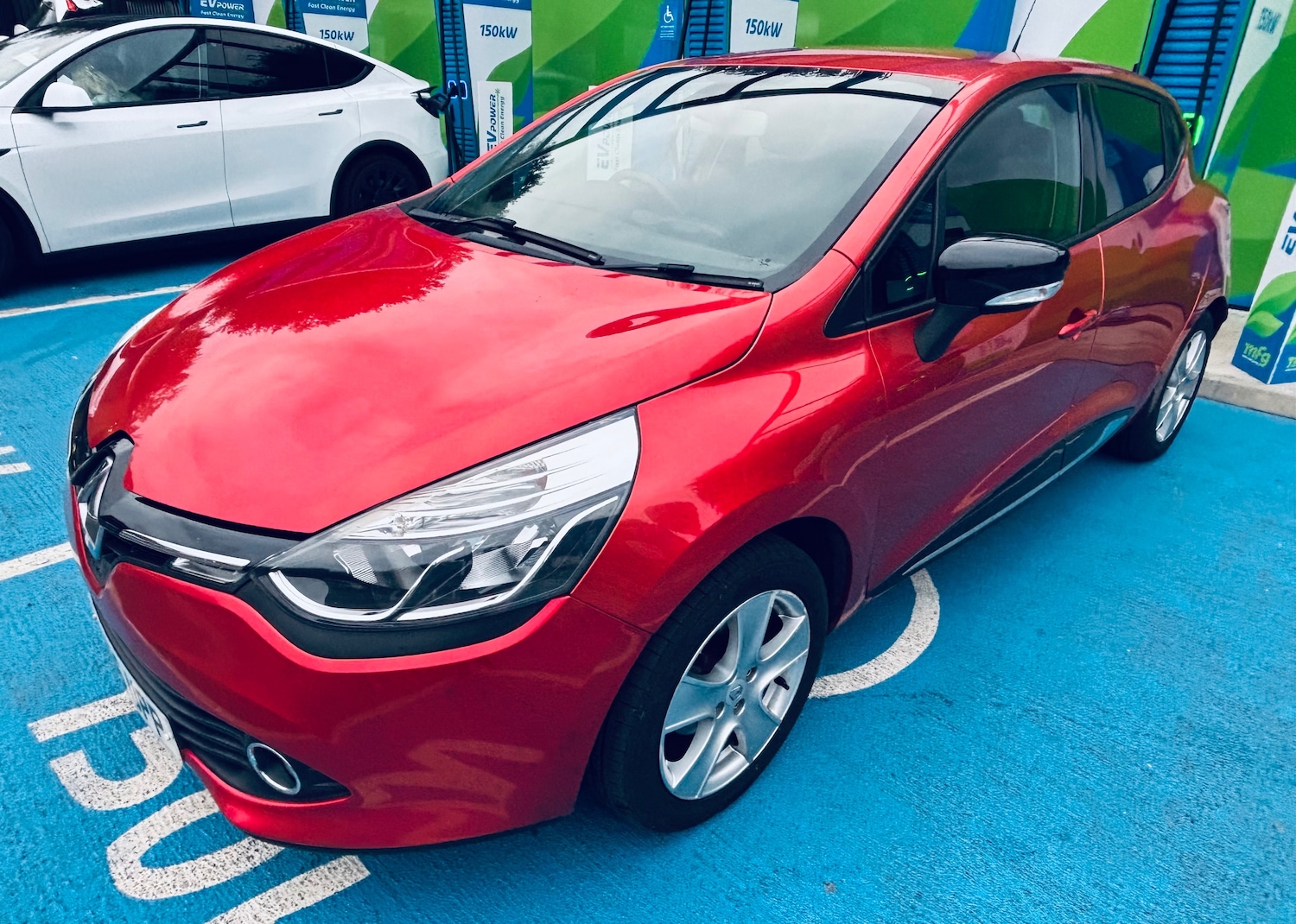 Used Renault Clio 2016 for sale - 76563150: Photo 43