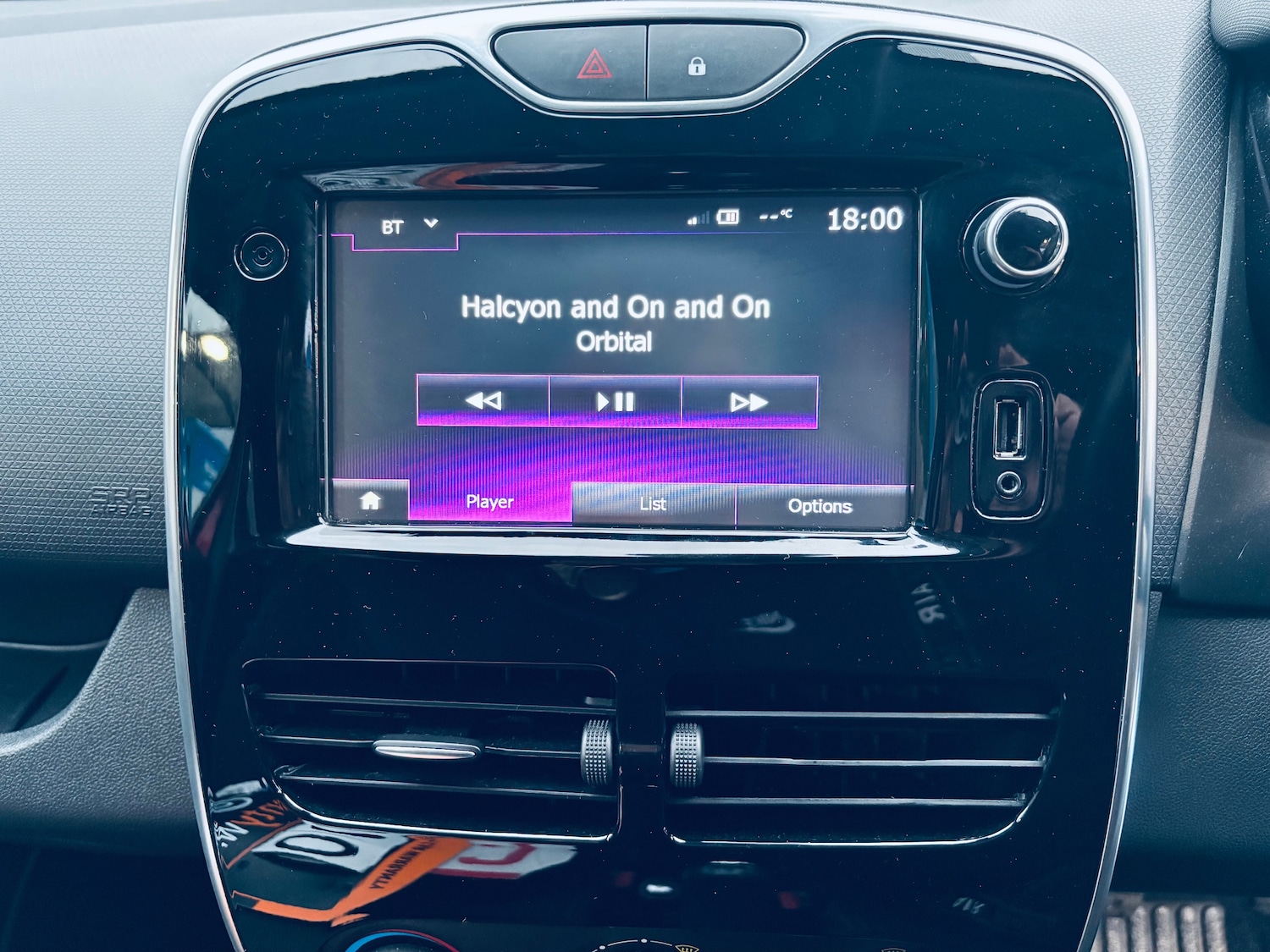 Used Renault Clio 2016 for sale - 76563150: Photo 61