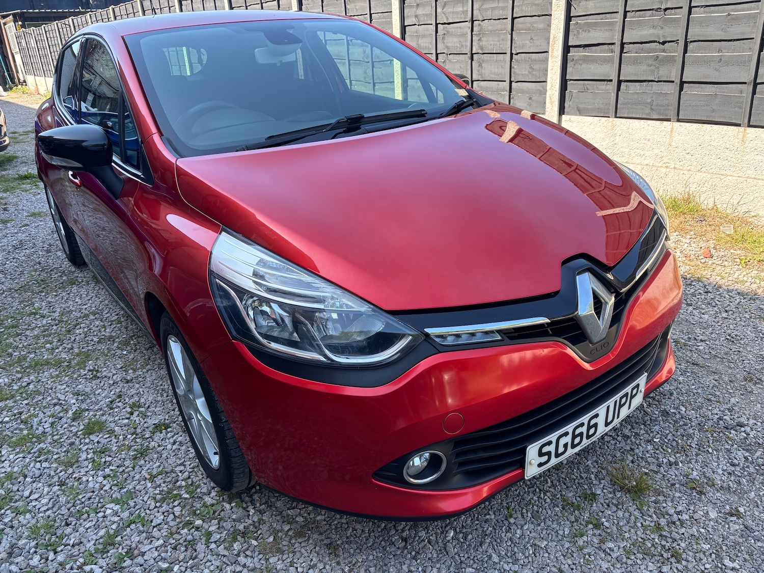 Used Renault Clio 2016 for sale - 76563150: Photo 7