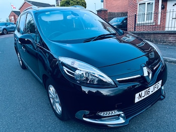 Used Renault Grand Scenic 2016 for sale - 79491520: Photo