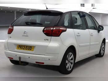 Used Citroen C4 Picasso 2013 for sale - 76804310: Photo