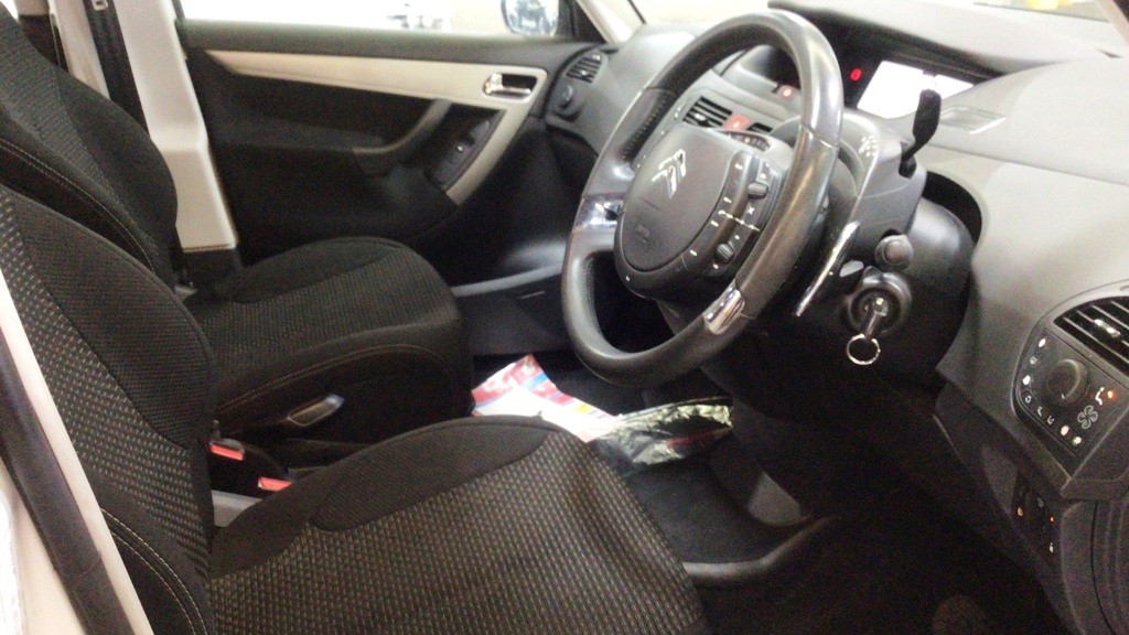 Used Citroen C4 Picasso 2013 for sale - 76804310: Photo 7