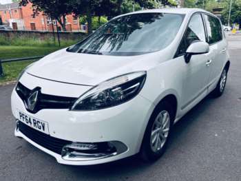 2015 (64) - 1.5 dCi Dynamique TomTom 5dr EDC