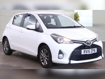 Used Toyota Yaris 2015 for sale - 78801688: Photo