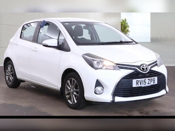 Used Toyota Yaris 2015 for sale - 78801688: Photo