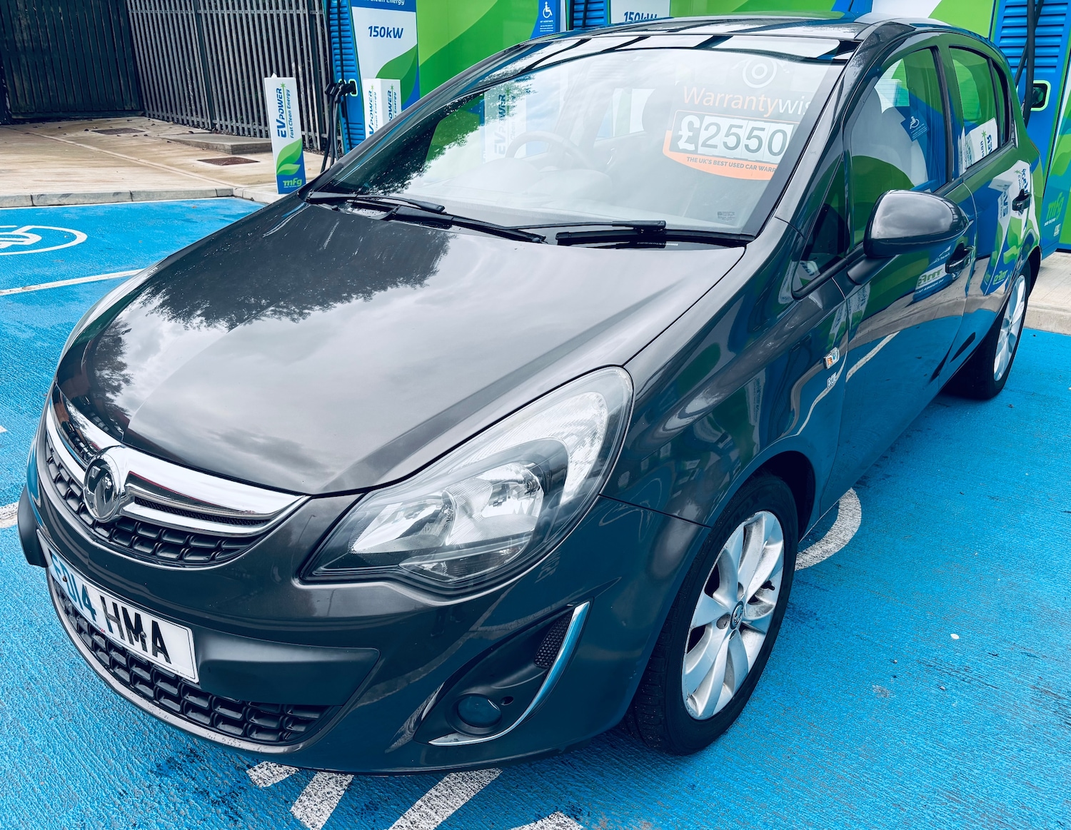Used Vauxhall Corsa 2014 for sale - 77292884: Photo 2