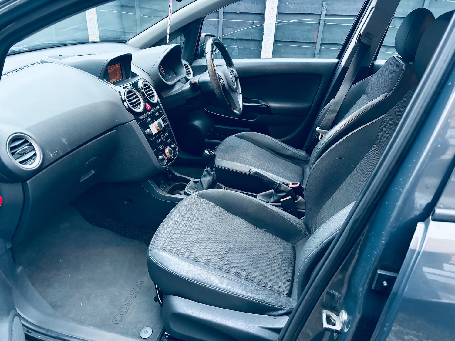 Used Vauxhall Corsa 2014 for sale - 77292884: Photo 4