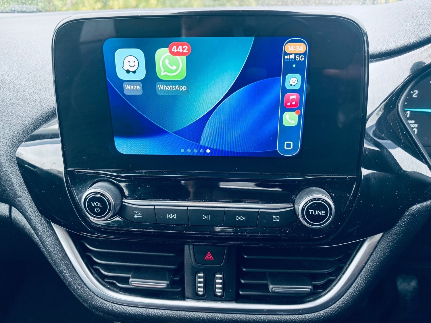 Used Ford Fiesta 2017 for sale - 77630121: Photo 18