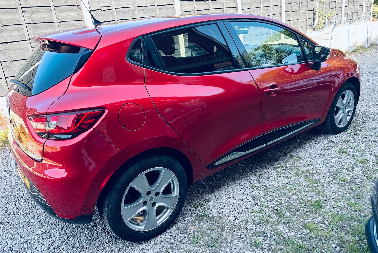 Used Renault Clio 2016 for sale - 77292876: Photo 27