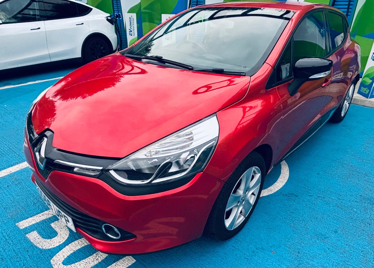 Used Renault Clio 2016 for sale - 77292876: Photo 3