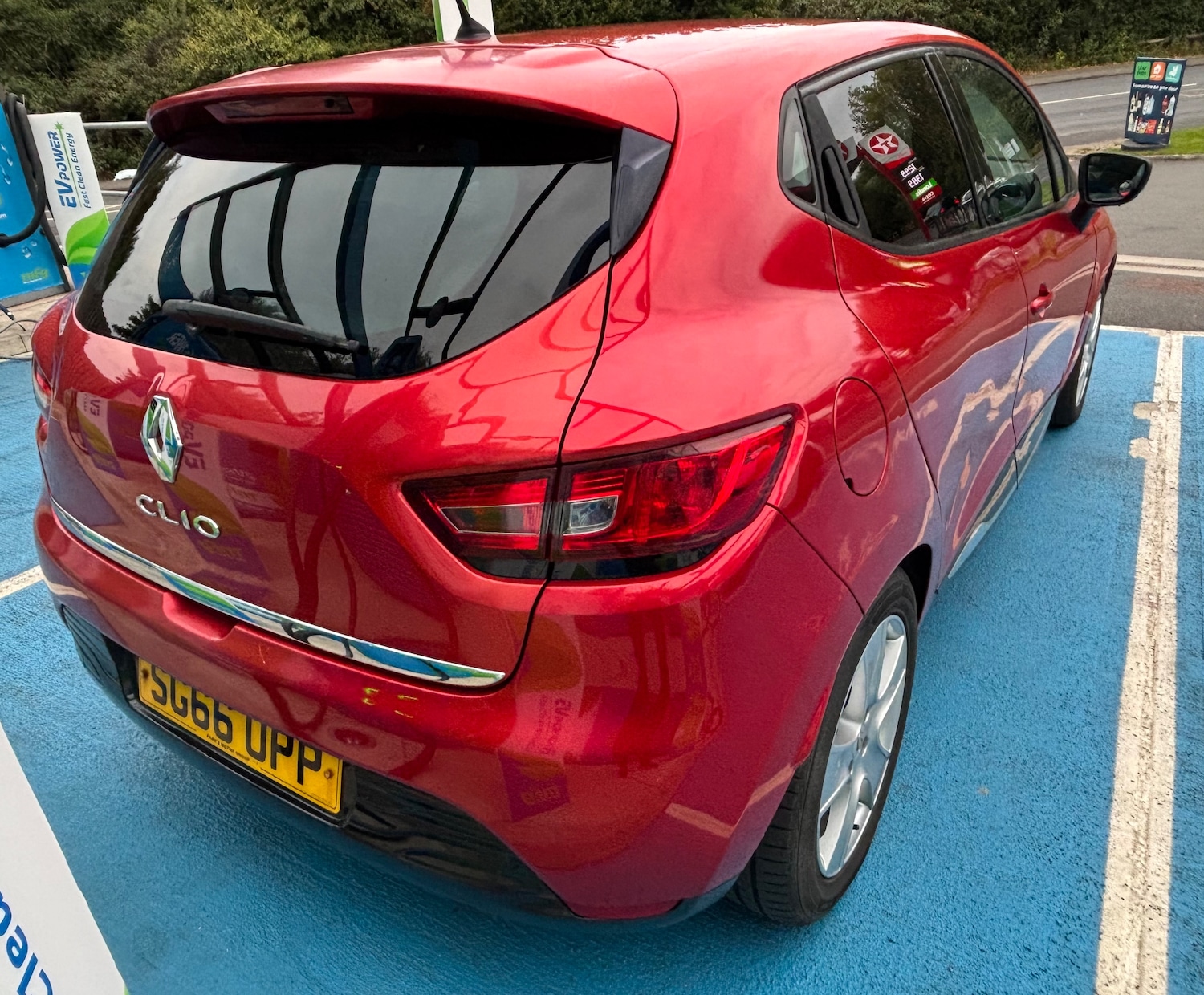 Used Renault Clio 2016 for sale - 77292876: Photo 51