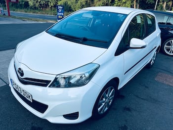Used Toyota Yaris 2013 for sale - 79785820: Photo