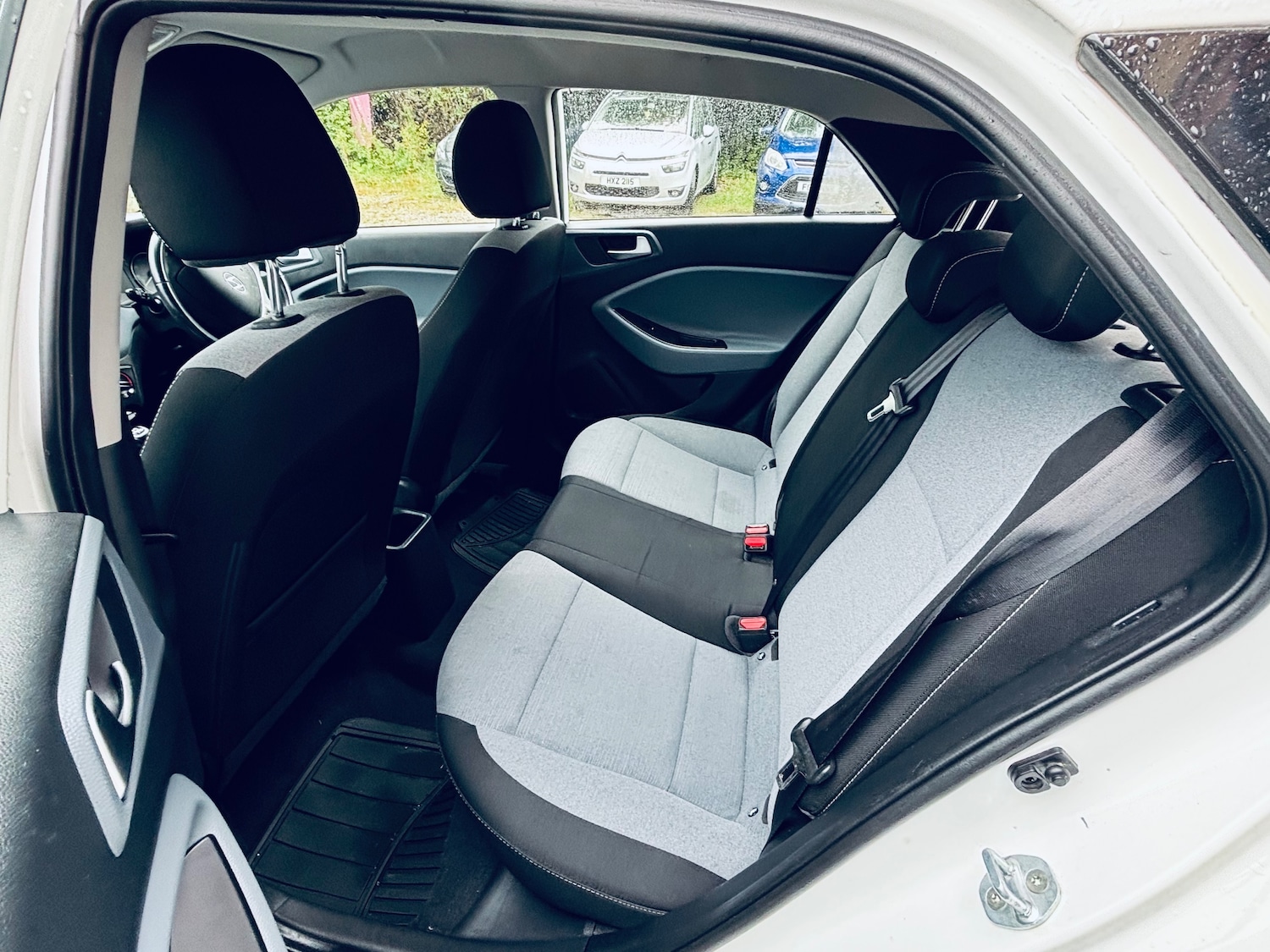 Used Hyundai i20 2015 for sale - 76563146: Photo 20