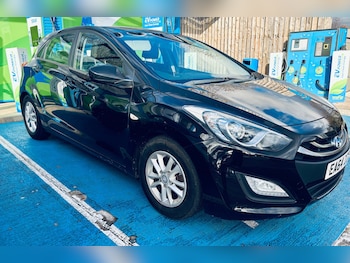 Used Hyundai i30 2014 for sale - 77292881: Photo