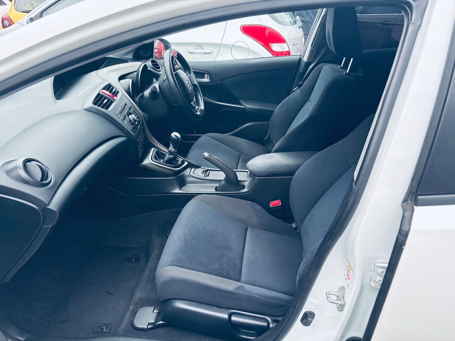 Used Honda Civic 2012 for sale - 76563153: Photo 10