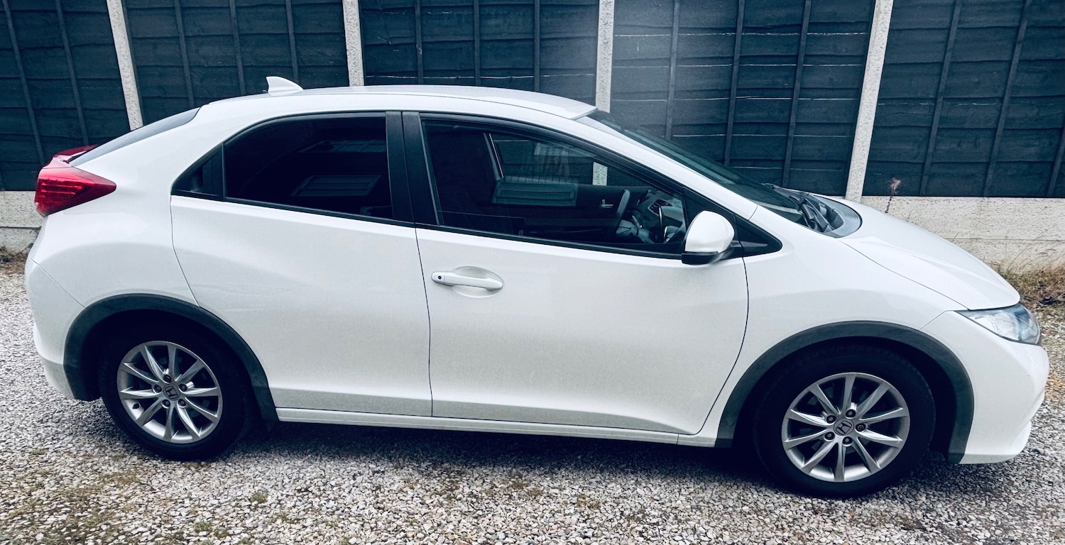 Used Honda Civic 2012 for sale - 76563153: Photo 23