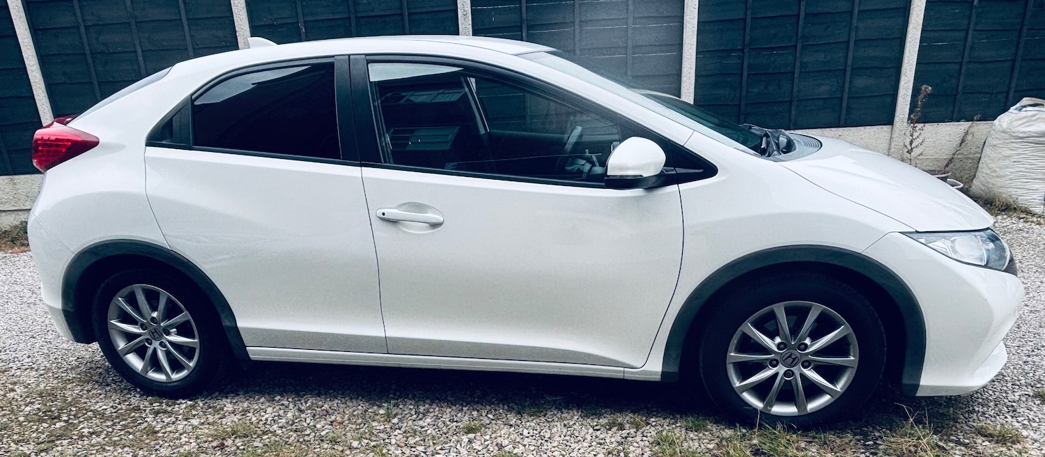 Used Honda Civic 2012 for sale - 76563153: Photo 3