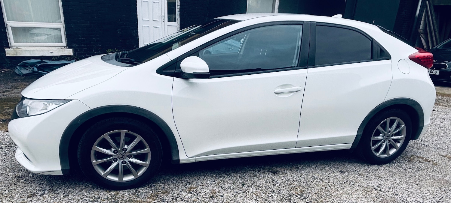 Used Honda Civic 2012 for sale - 76563153: Photo 9