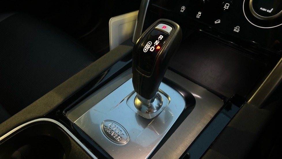 Used Land Rover Discovery Sport 2021 for sale - 76870144: Photo 13