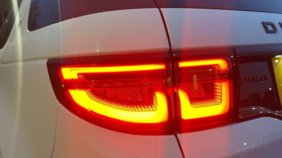 Used Land Rover Discovery Sport 2021 for sale - 76870144: Photo 19