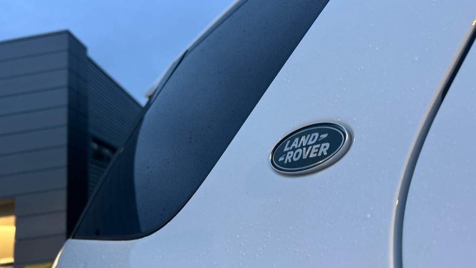 Used Land Rover Discovery Sport 2021 for sale - 76870144: Photo 24