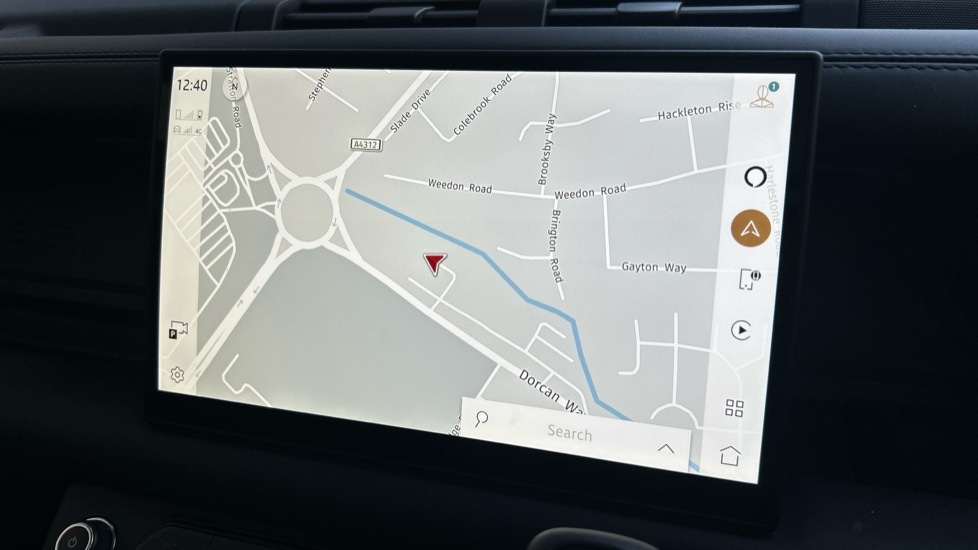 Used Land Rover Defender 2025 for sale - 77071039: Photo 11