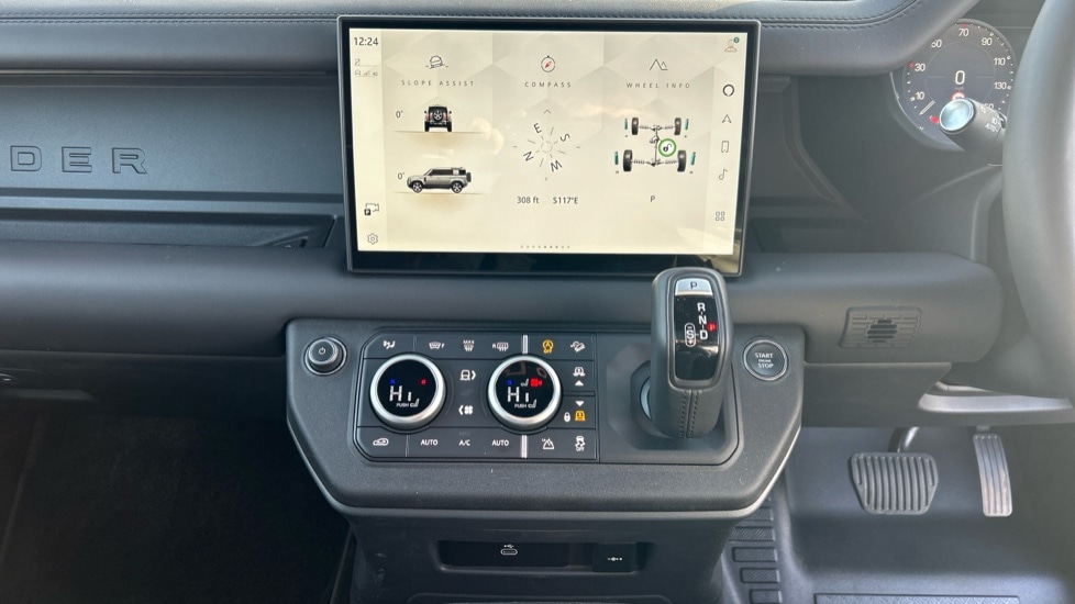 Used Land Rover Defender 2025 for sale - 77071039: Photo 14