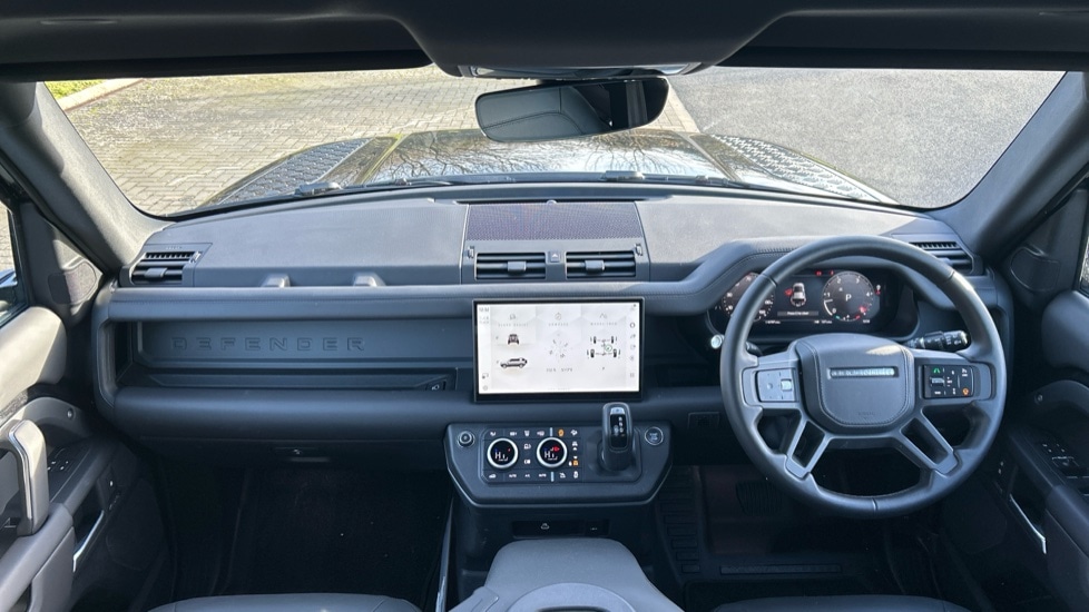 Used Land Rover Defender 2025 for sale - 77071039: Photo 9
