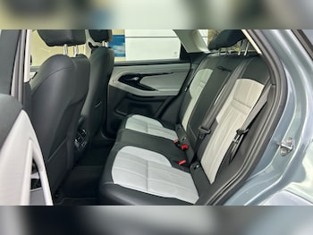 Used Land Rover Range Rover Evoque 2022 for sale - 76361971: Photo