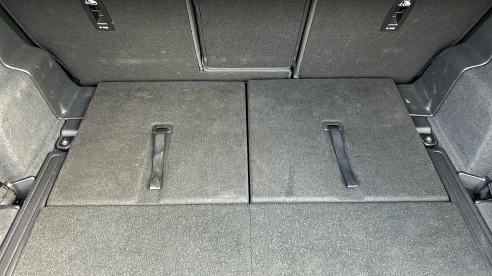 Used Land Rover Discovery Sport 2025 for sale - 76872042: Photo 21