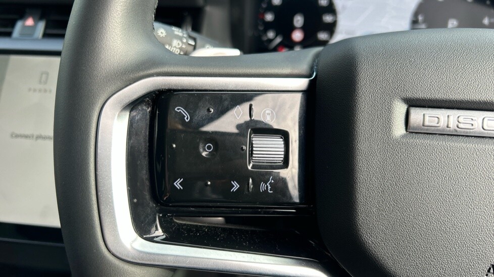 Used Land Rover Discovery Sport 2025 for sale - 76872042: Photo 39