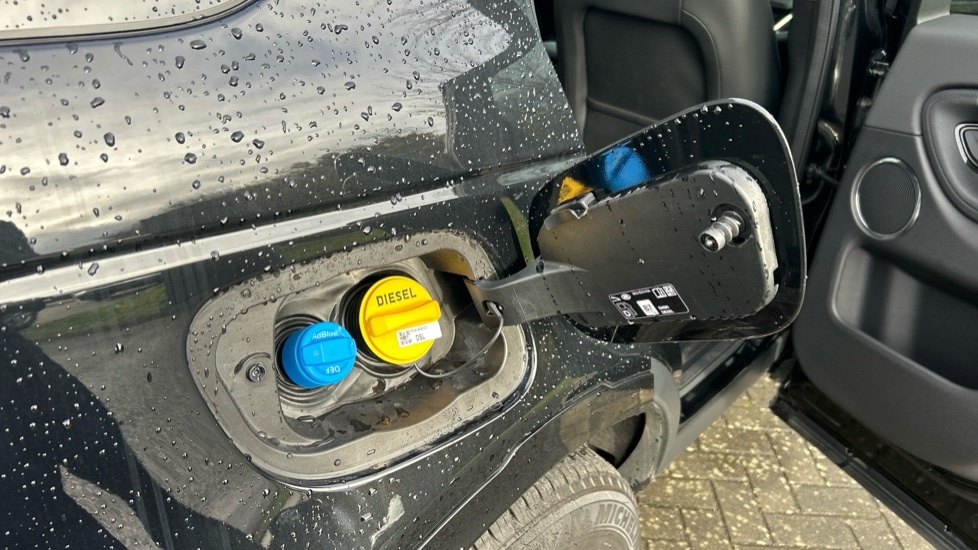 Used Land Rover Discovery Sport 2025 for sale - 76872042: Photo 50