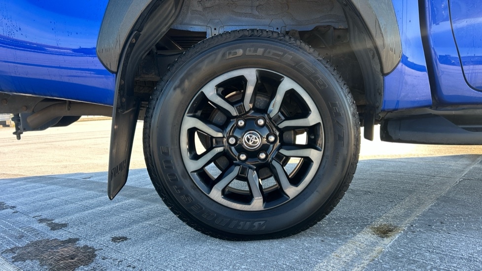 Used Toyota Hilux 2023 for sale - 76660990: Photo 19