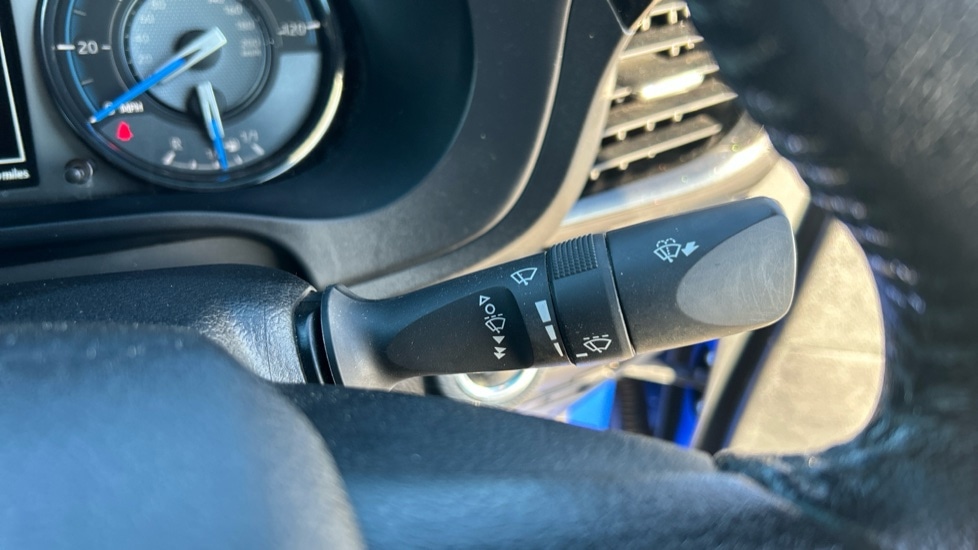 Used Toyota Hilux 2023 for sale - 76660990: Photo 26