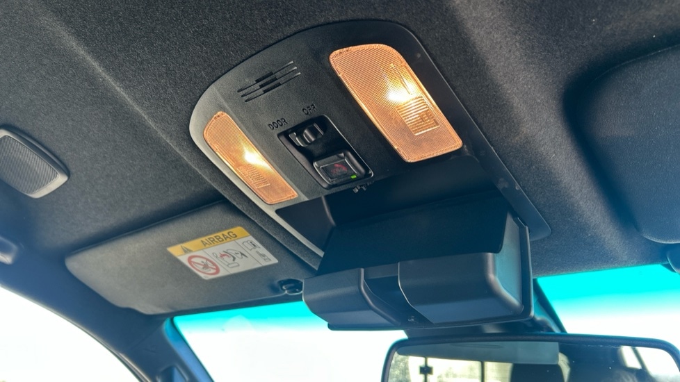 Used Toyota Hilux 2023 for sale - 76660990: Photo 33