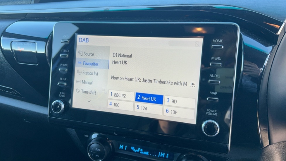 Used Toyota Hilux 2023 for sale - 76660990: Photo 37