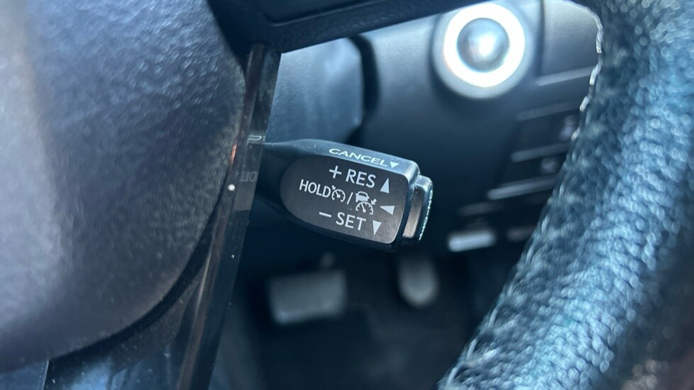 Used Toyota Hilux 2023 for sale - 76660990: Photo 48