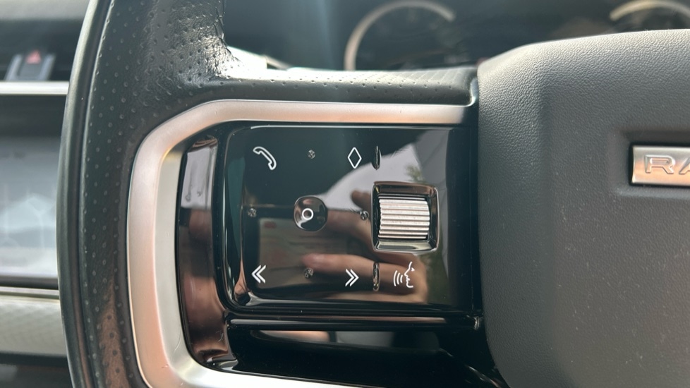 Used Land Rover Range Rover Evoque 2022 for sale - 76597847: Photo 41