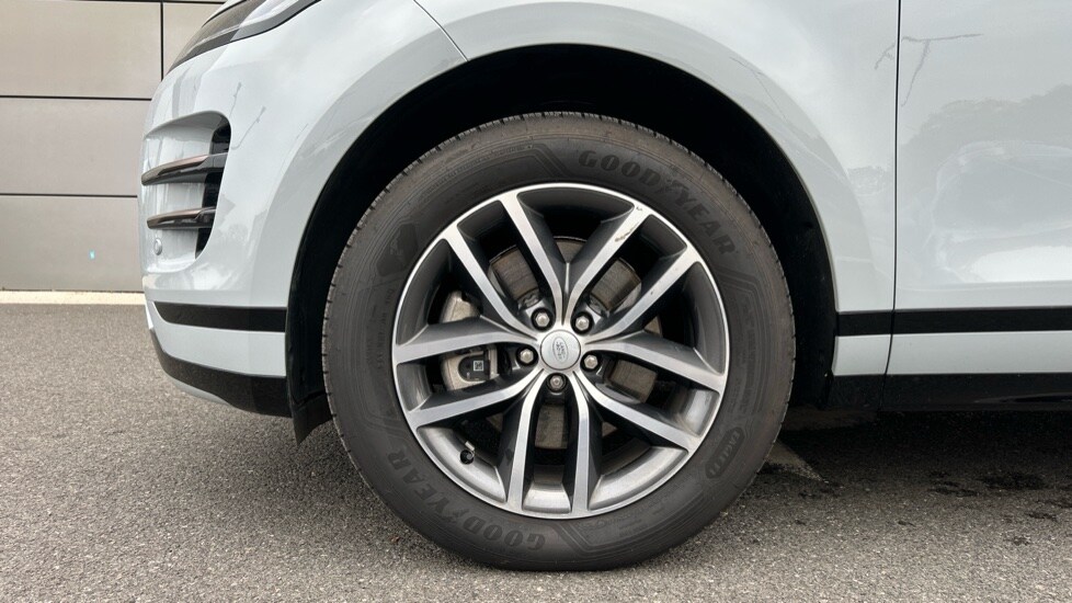 Used Land Rover Range Rover Evoque 2025 for sale - 76556900: Photo 31