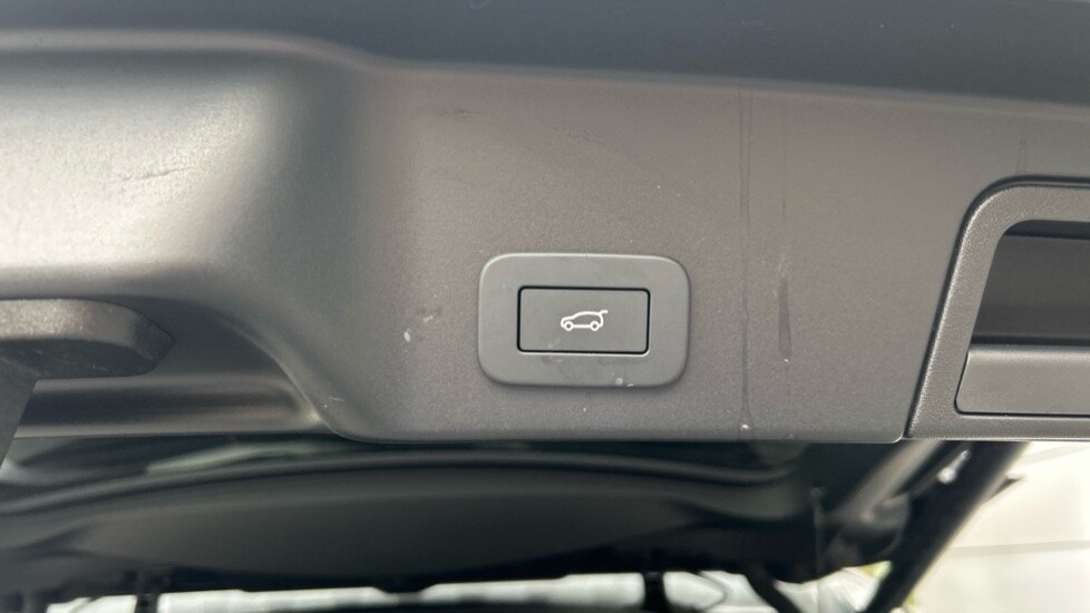 Used Land Rover Range Rover Evoque 2025 for sale - 76556900: Photo 34