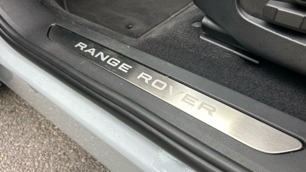 Used Land Rover Range Rover Evoque 2025 for sale - 76556900: Photo 38