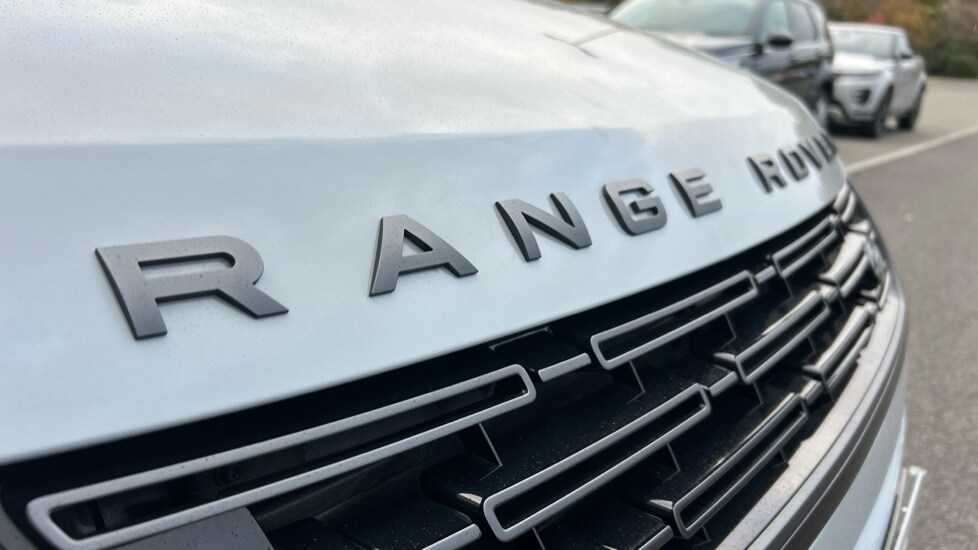 Used Land Rover Range Rover Evoque 2025 for sale - 76556900: Photo 44