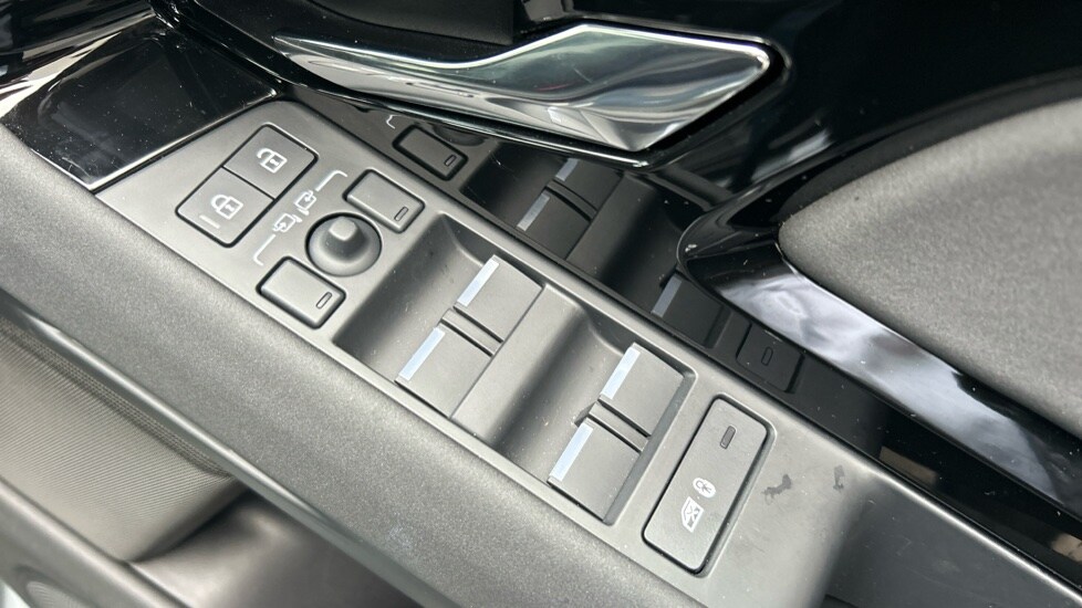 Used Land Rover Range Rover Evoque 2025 for sale - 76556900: Photo 45